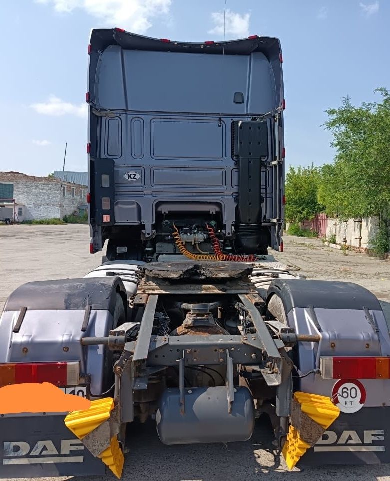 Продам тягач DAF