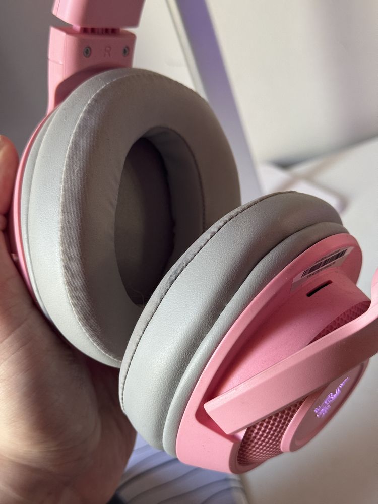 нашуники Razer Kitty розовые беспроводные
