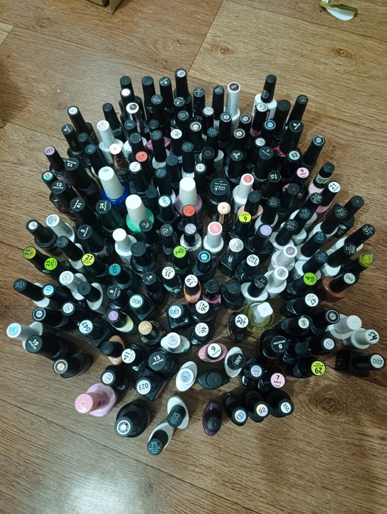 Продам всё для маникюра