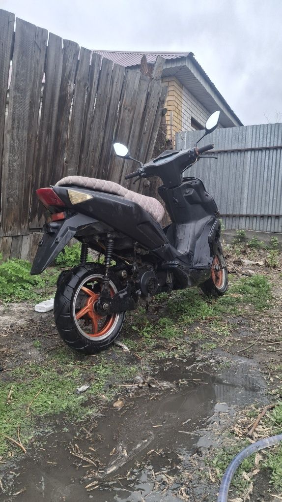 Продам мопед срочно