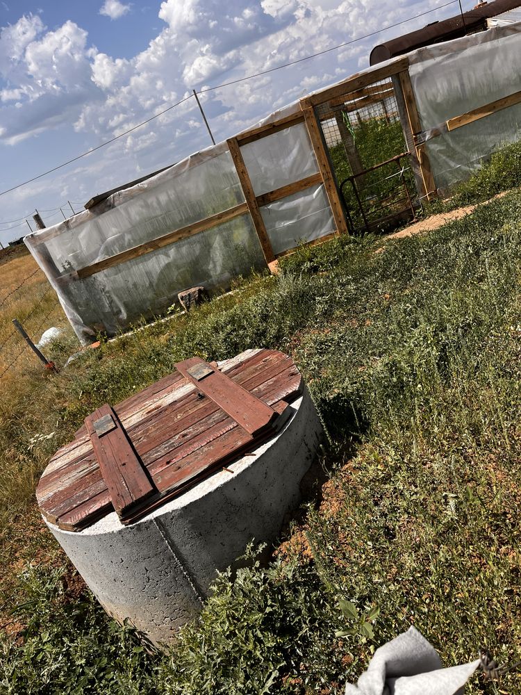 Продам участок с вагончиком