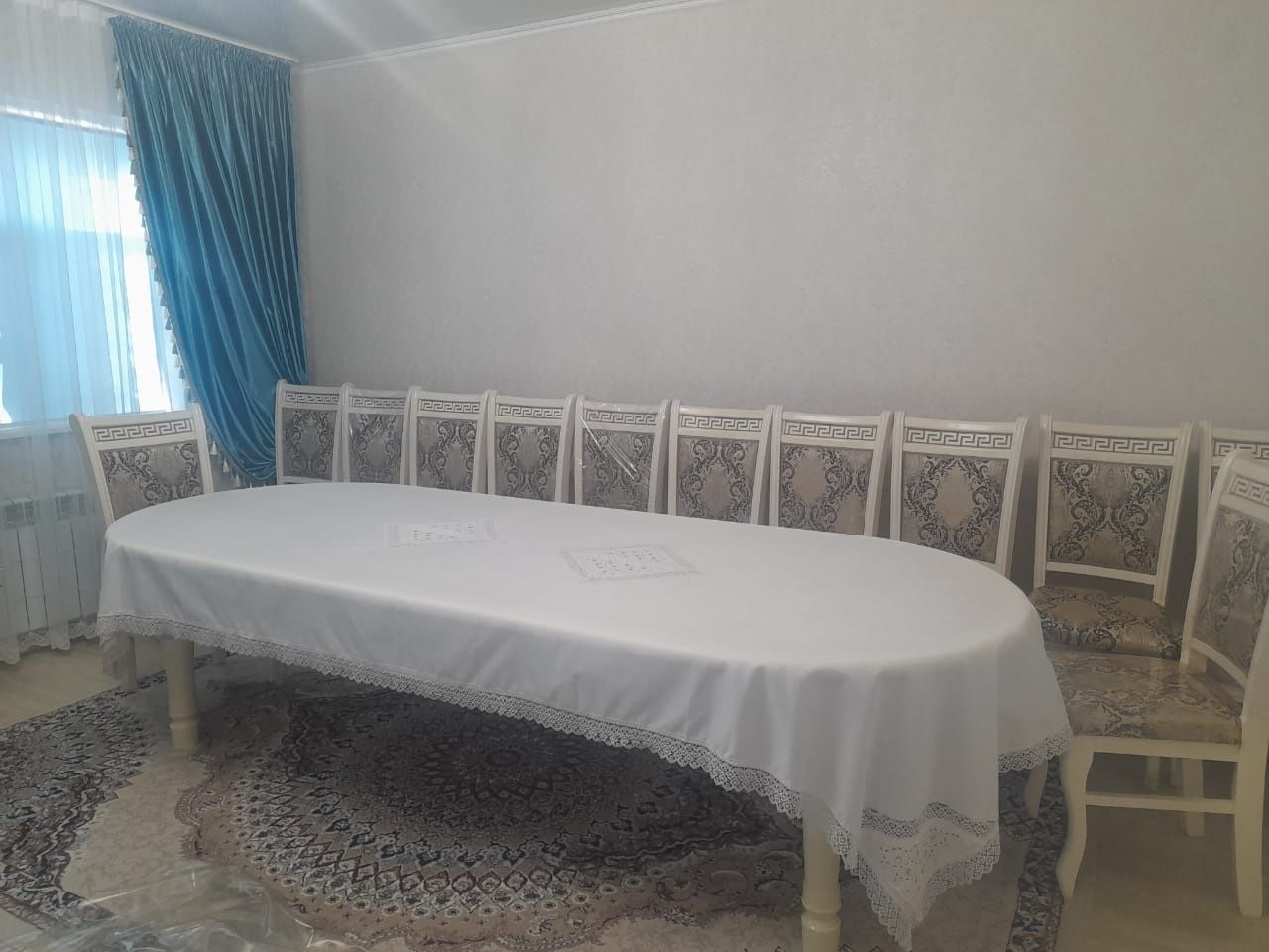 Стол и стуль 12 шт