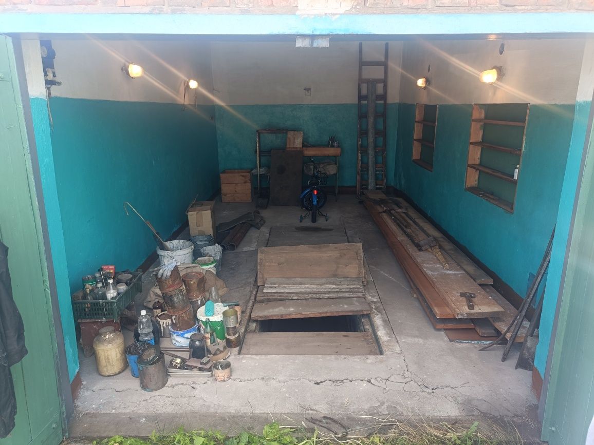 Продам гараж район кафе Мармелад