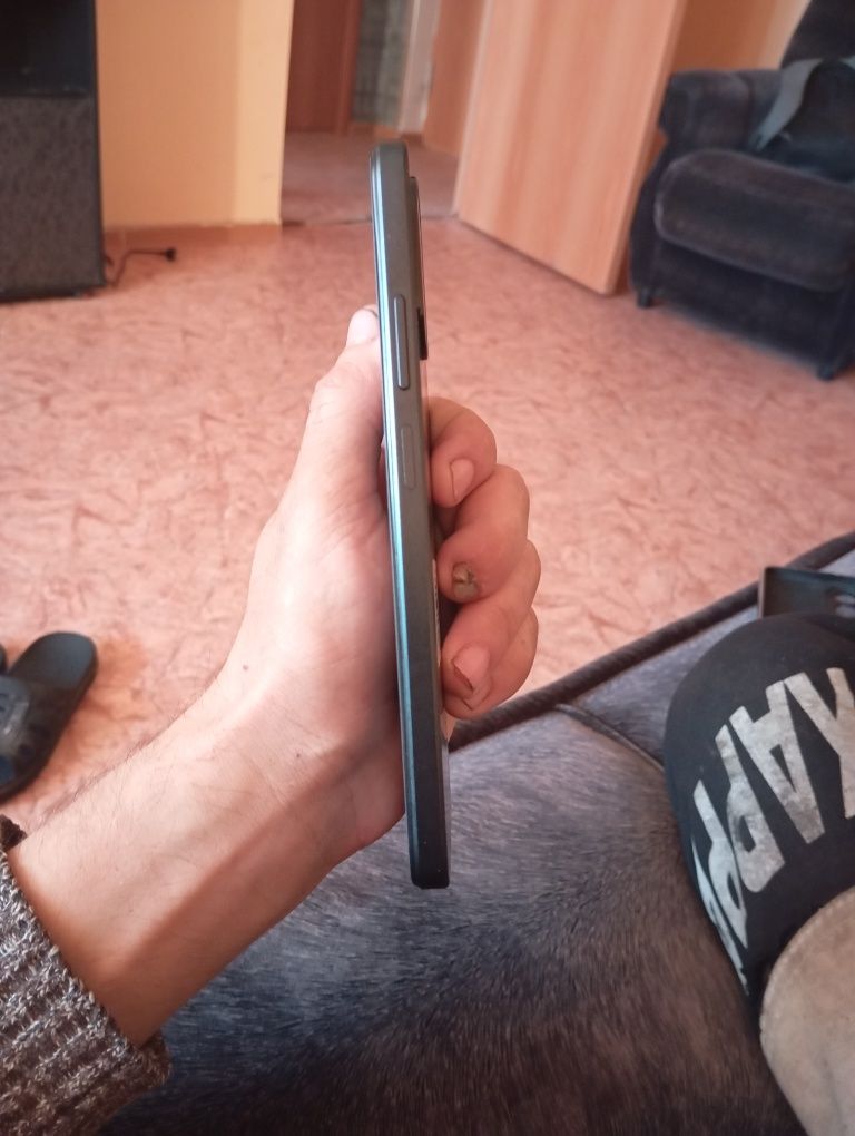 Oppo A18 телефон +чехол и наушники аэрпотцы в подарок