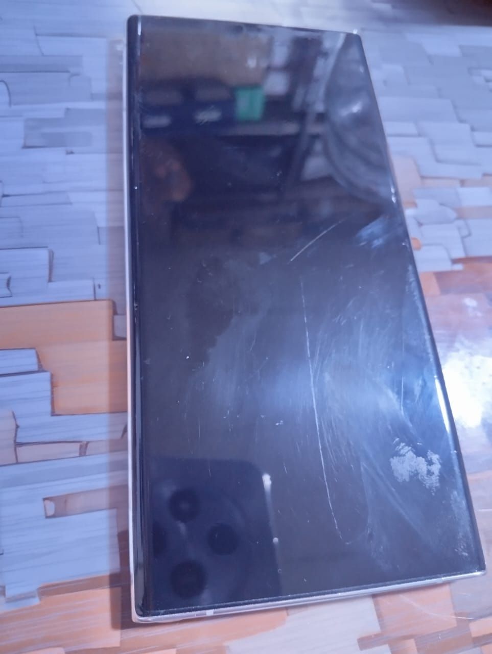 Срочно продам Samsung S22