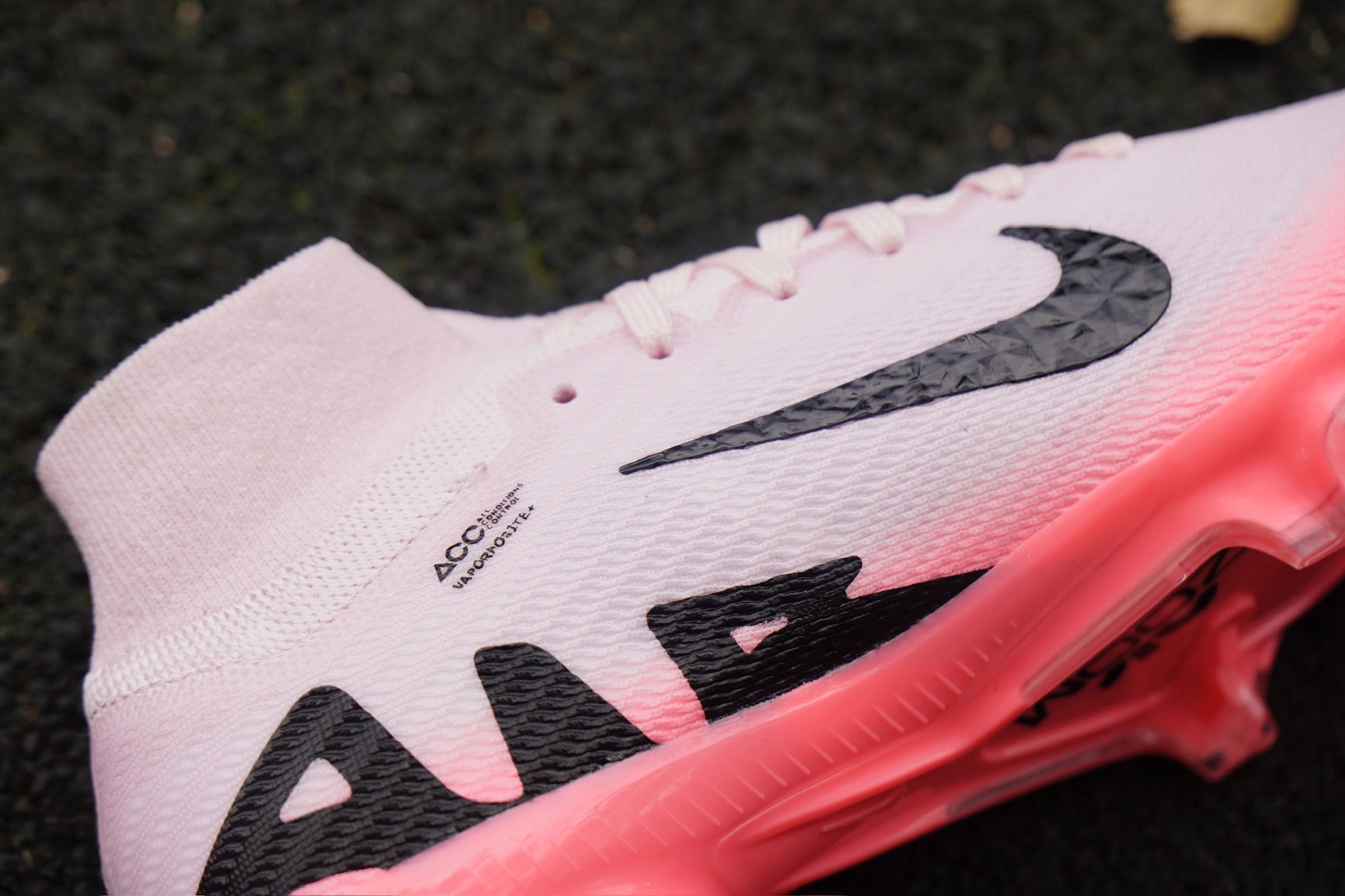 Детские футбольные бутсы Nike Mercurial Air Zoom Elite розовый