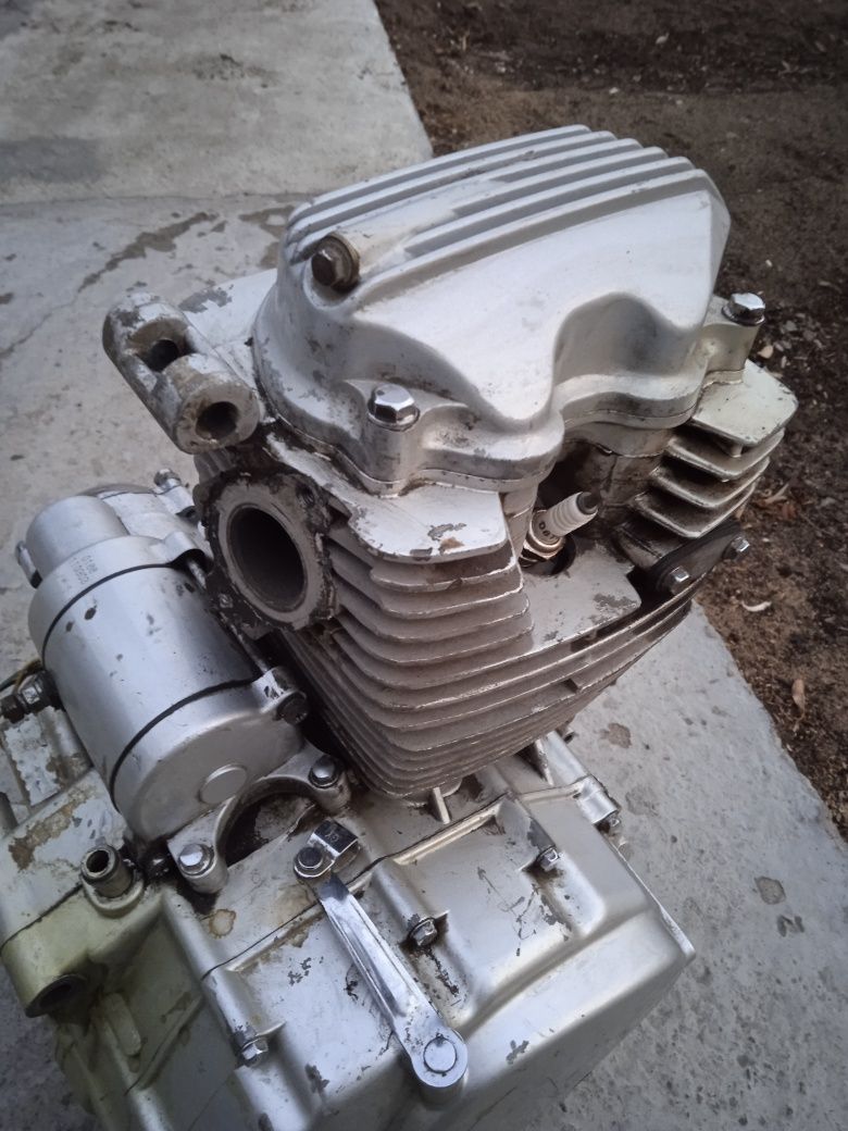 Мотор 200 кубов рабочий