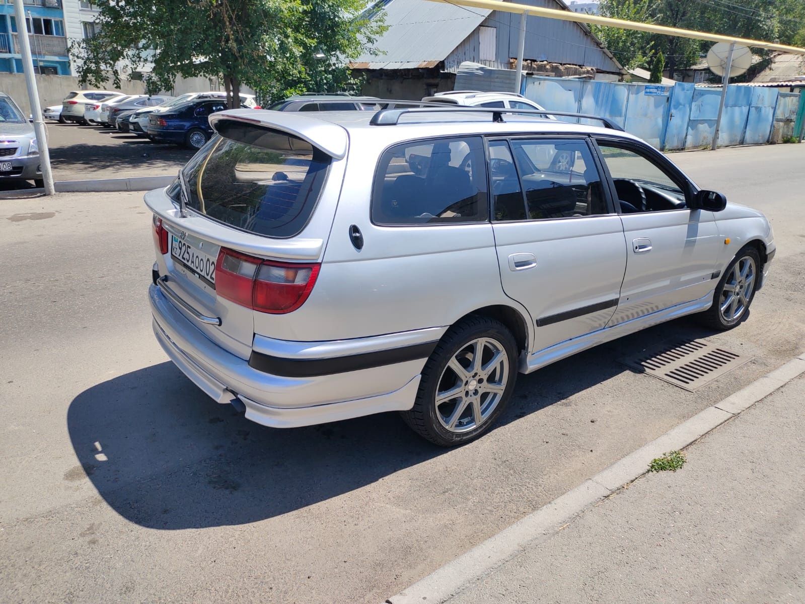 Накладки Калдина Карина Е Корона Тойота
