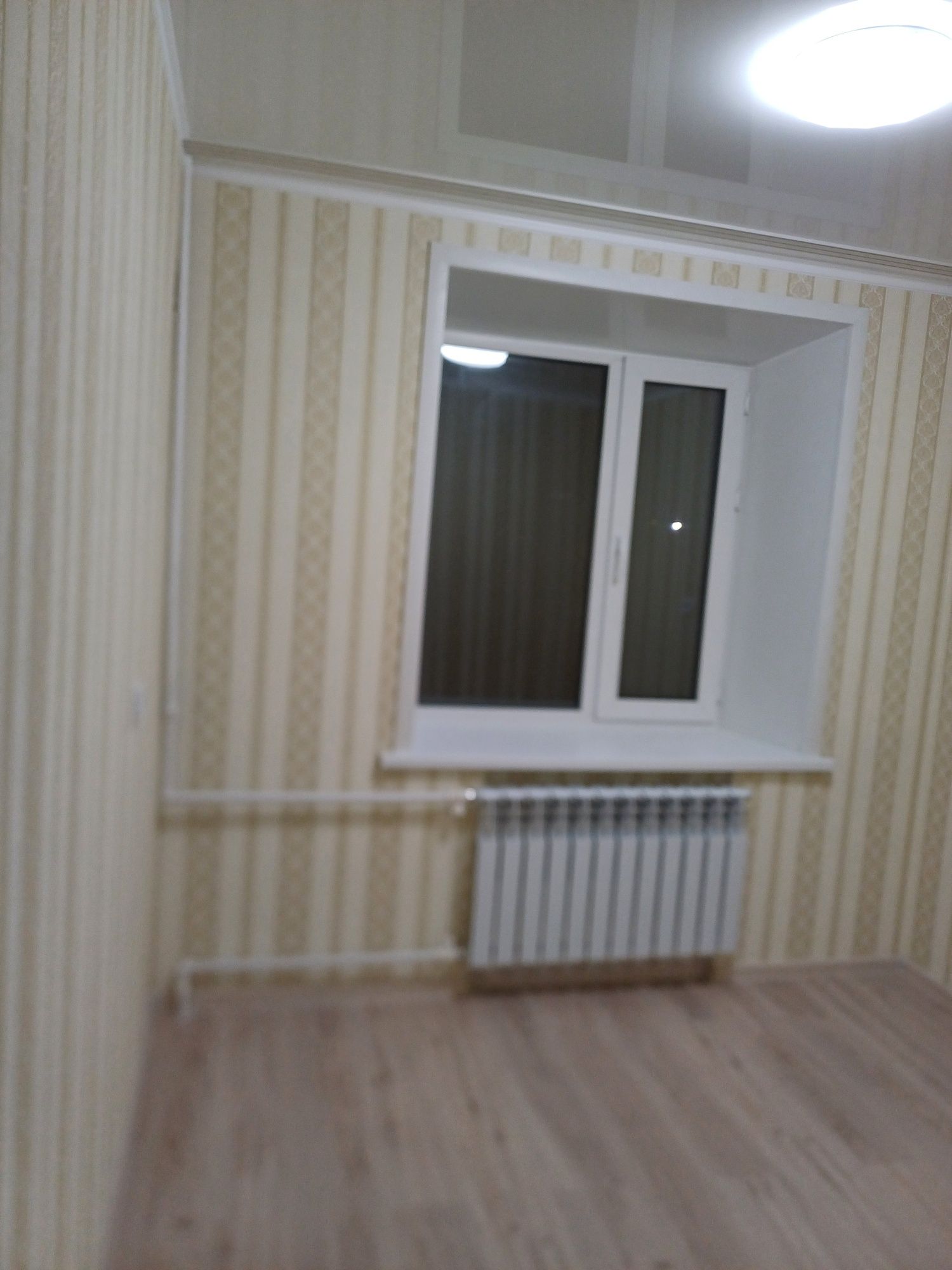 Продаётся  1 ком квартира , после  эвроремонта.Ул Абая 106 дом