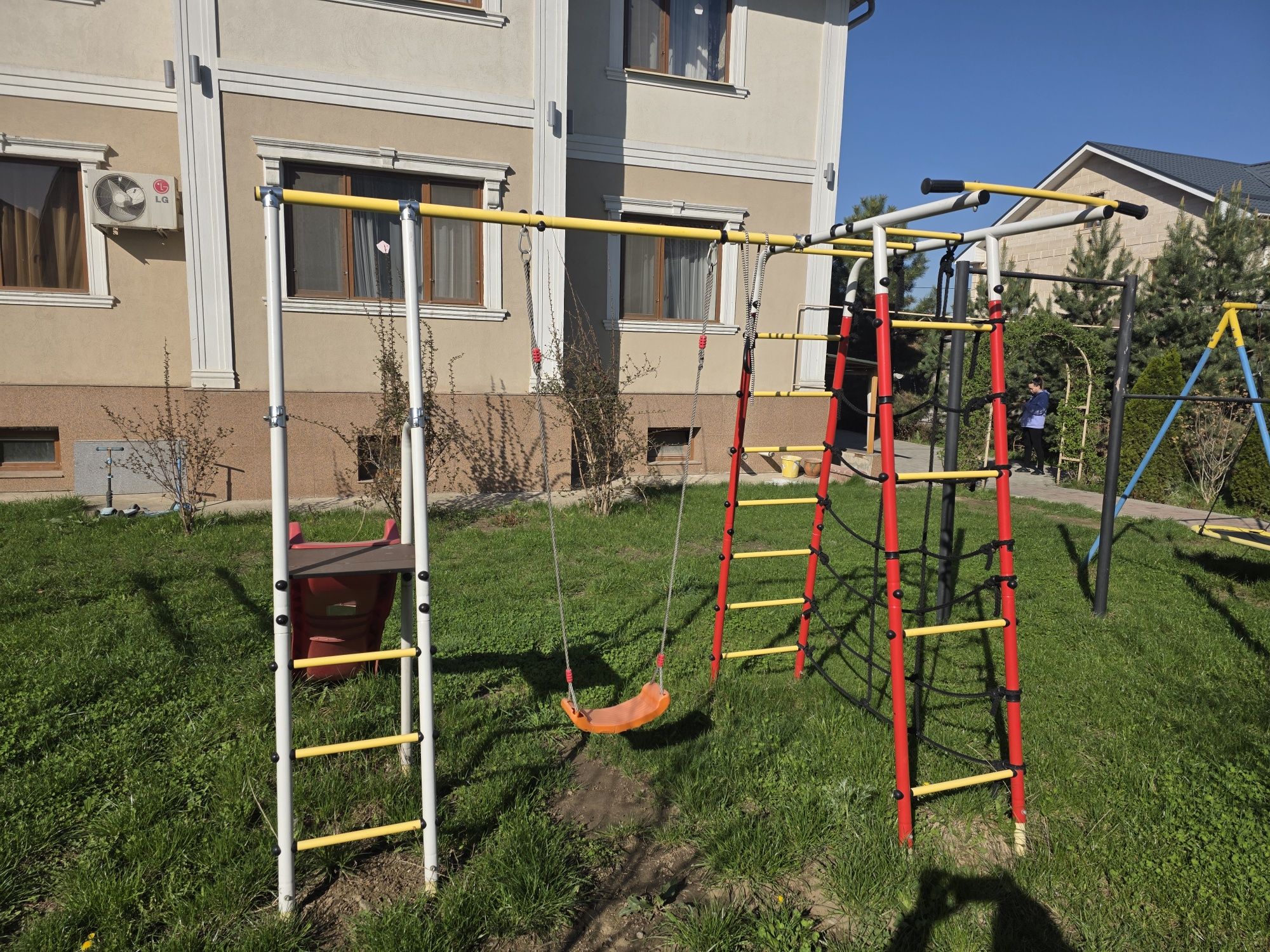 Продам детскую площадку с воркаутом