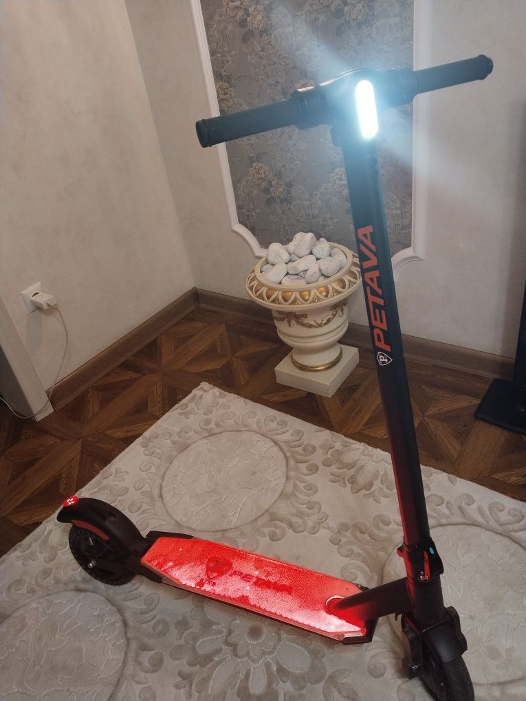 Электросамокат Petava в идеальном