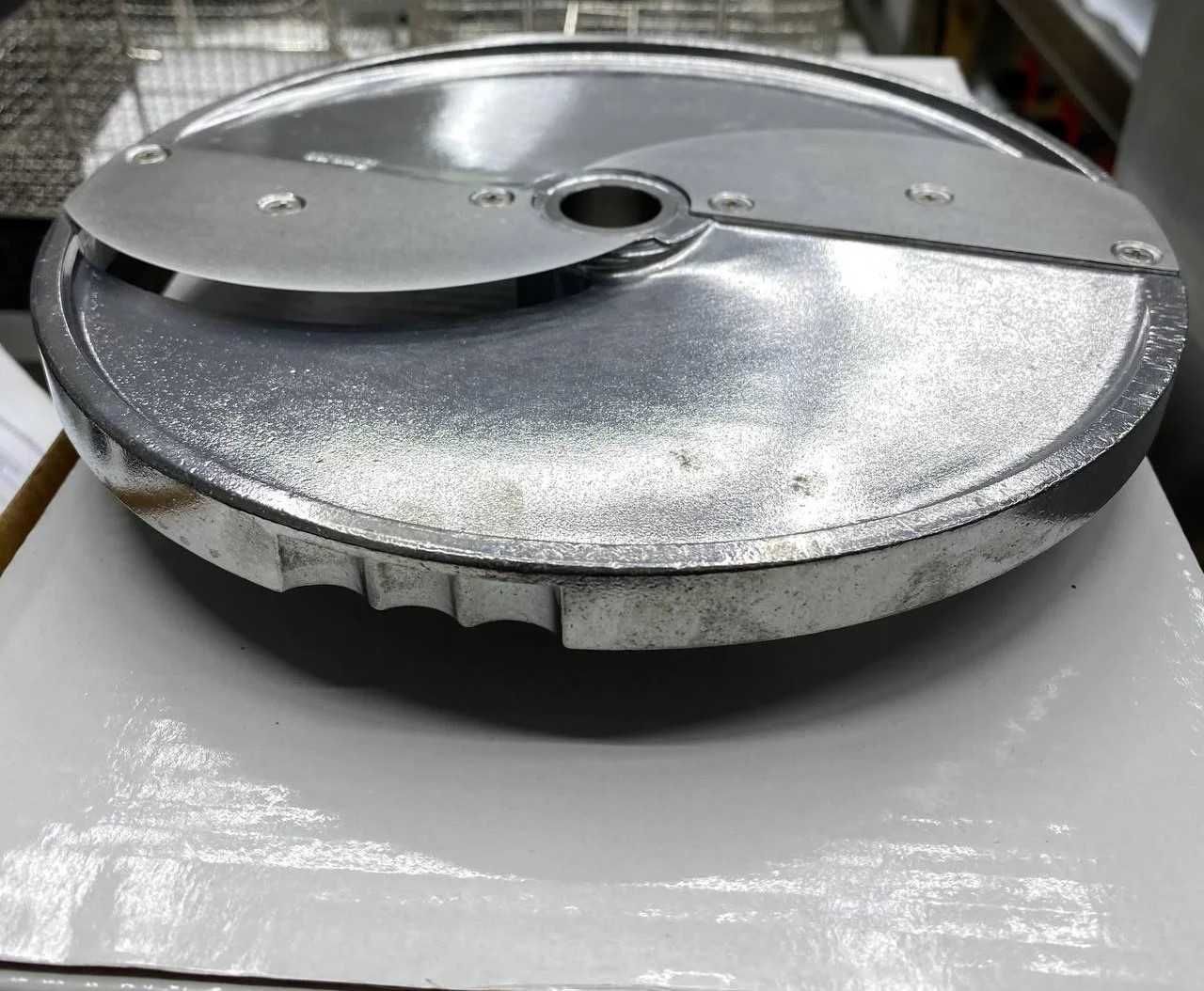 Овощерезка профессиональная J23A