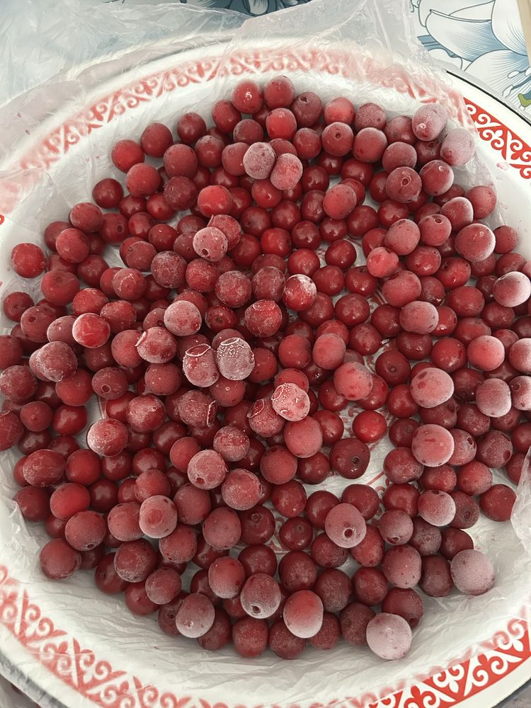 Вишня замороженная , урожай этого года.