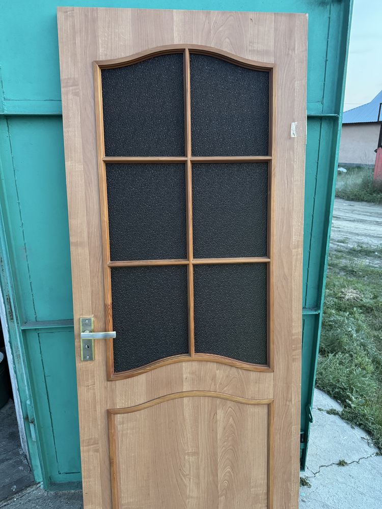 Продам межкомнатные двери
