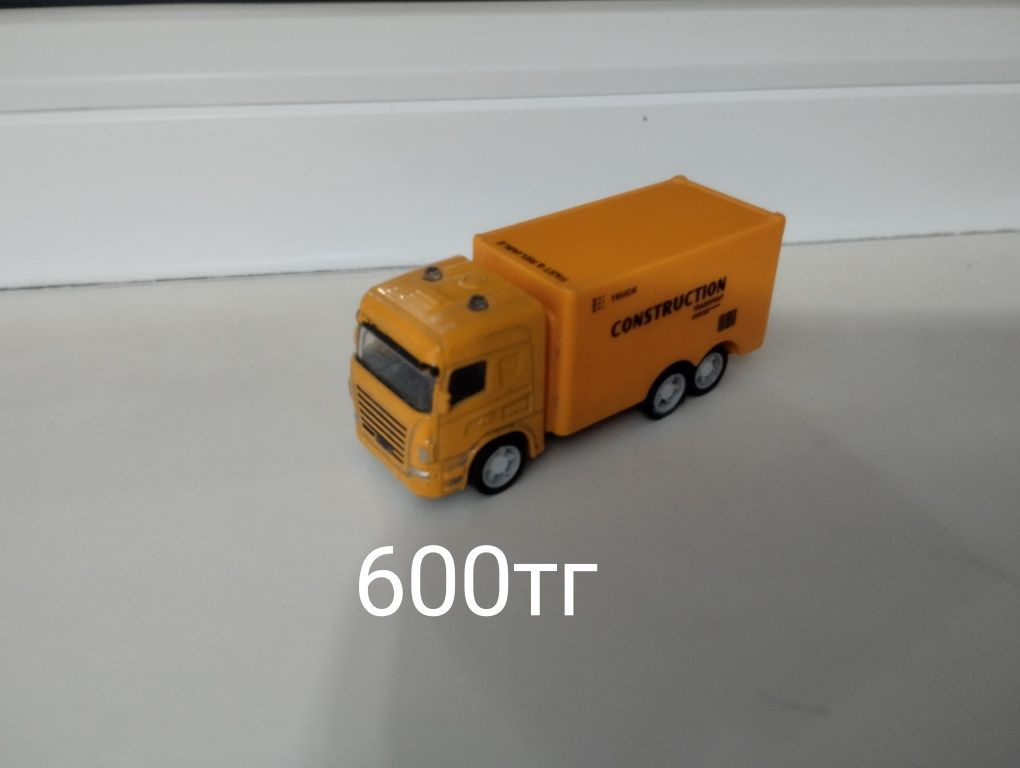 Продам машинки..