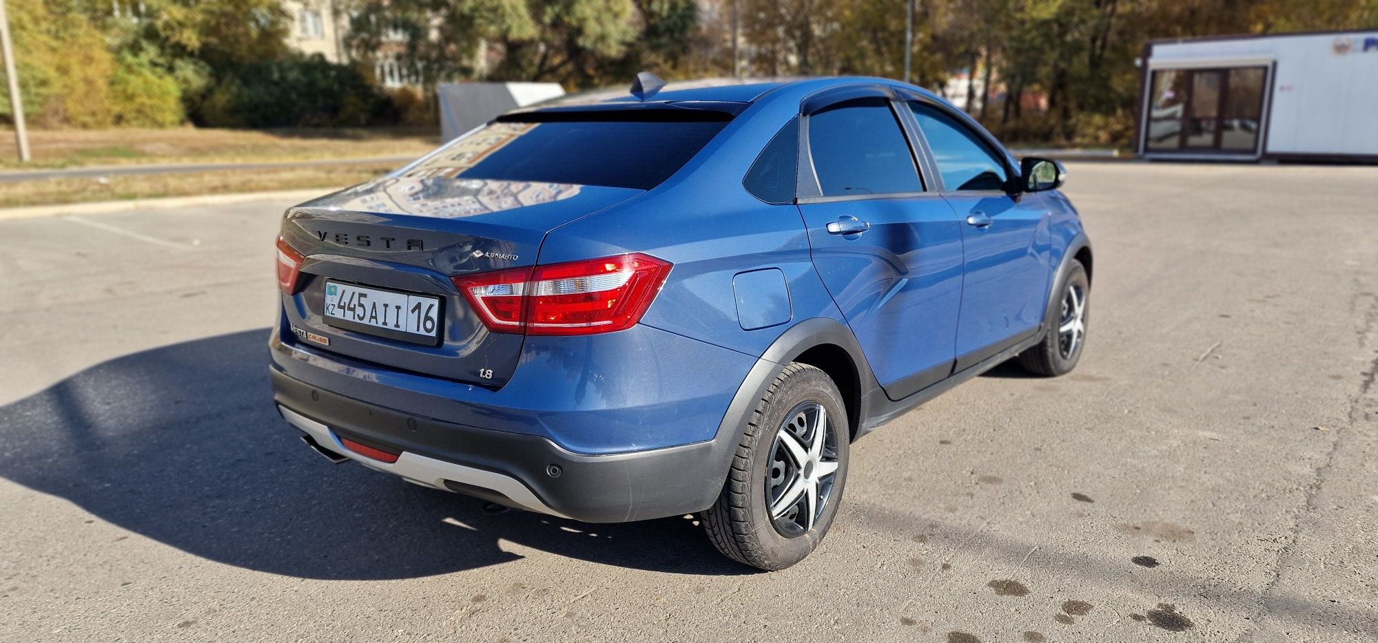 Lada vesta cross