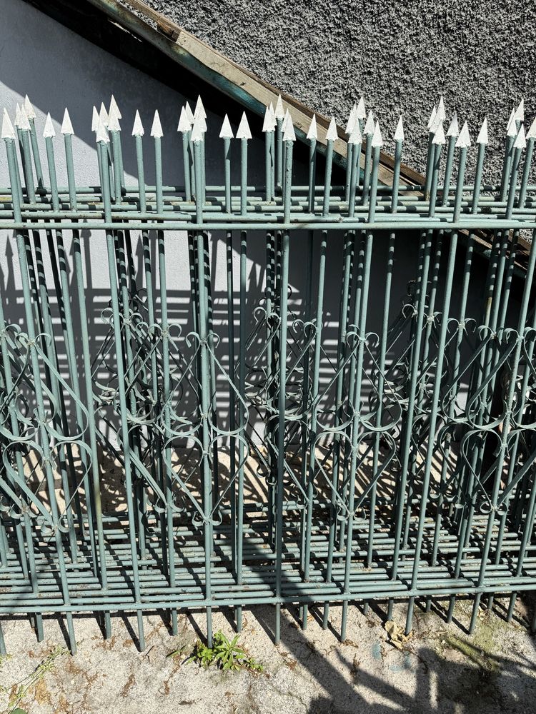 Продам забор кованный, оградка