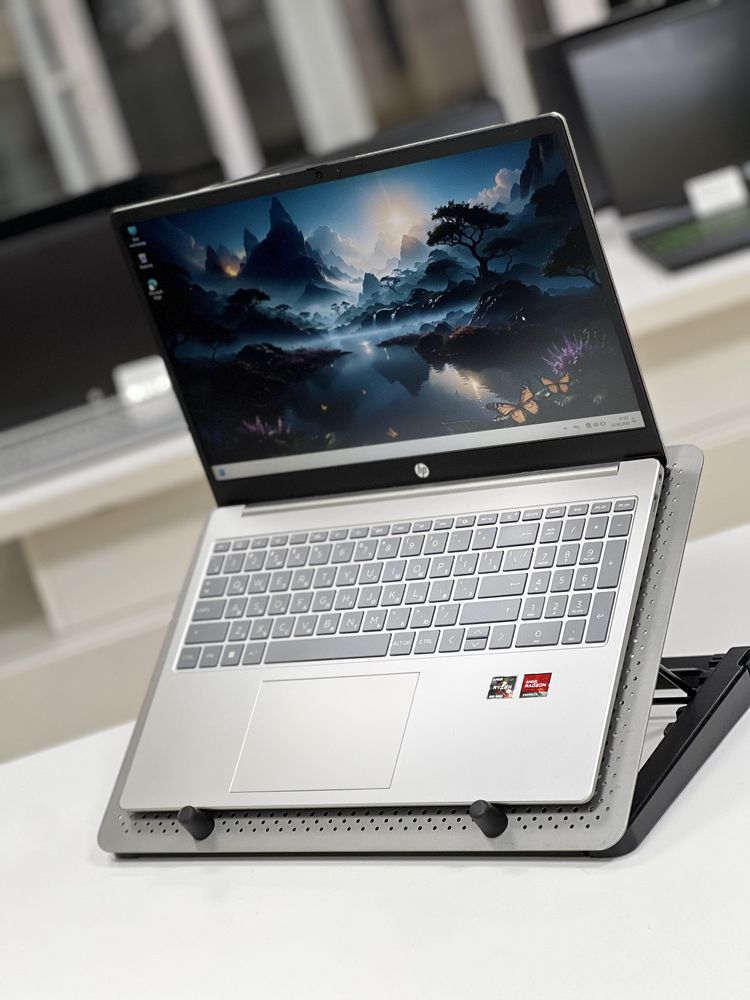 HP | AMD Ryzen 5-7520 | ОЗУ 16Gb | SSD 512gb