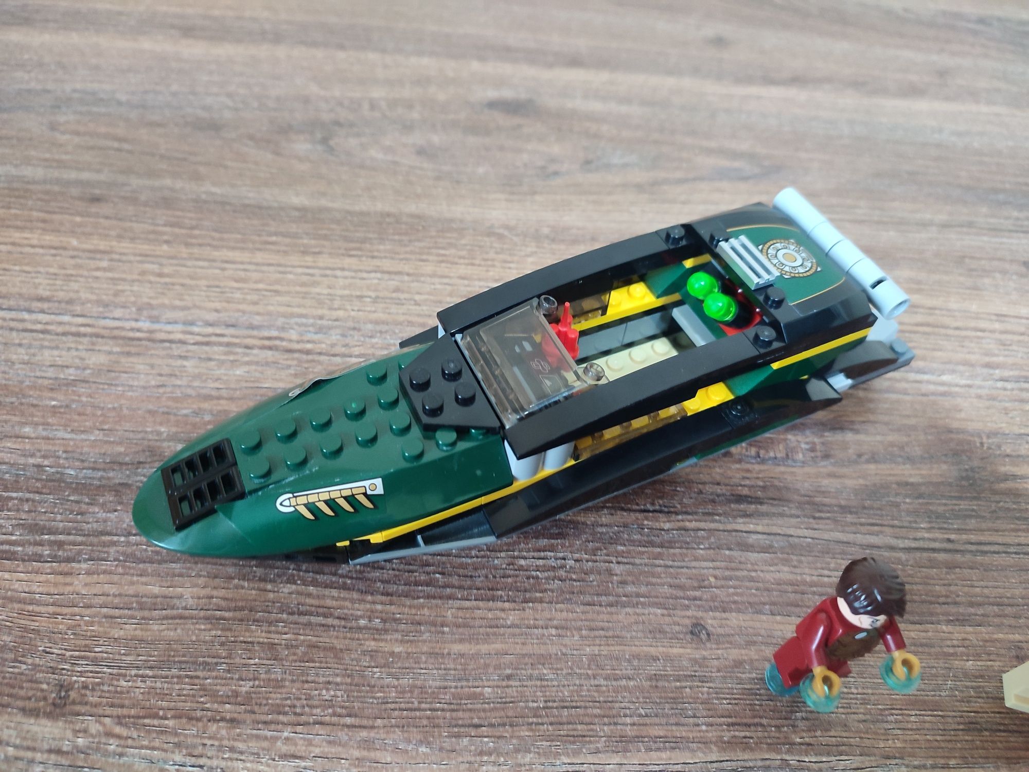 Конструктор Лего lego 76006 сражение в морском порту Марвел оригинал
