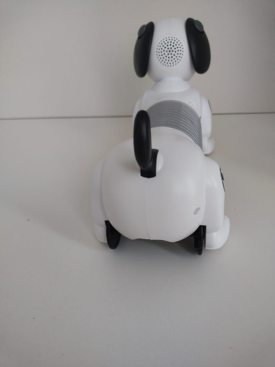 Продам новый игрушку Робо такса Silverlit оригинал
