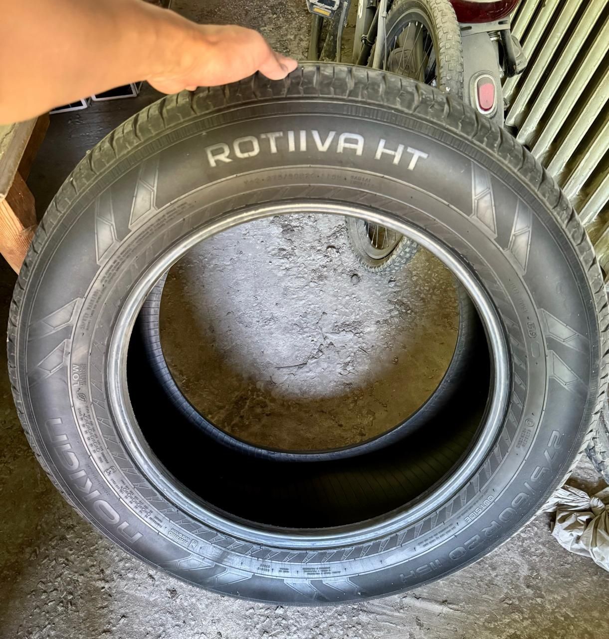 Продам комплект Шин Nokian