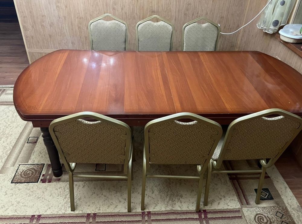 Стол, стуляларымен сатамын