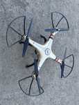 Дрон Syma X8HW в хорошем состоянии