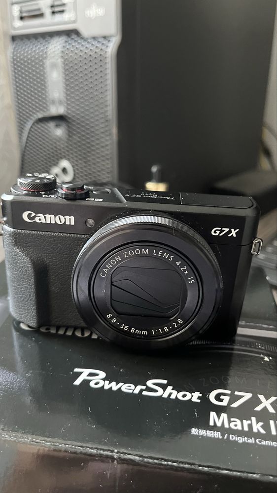 Canon G7X MarkII