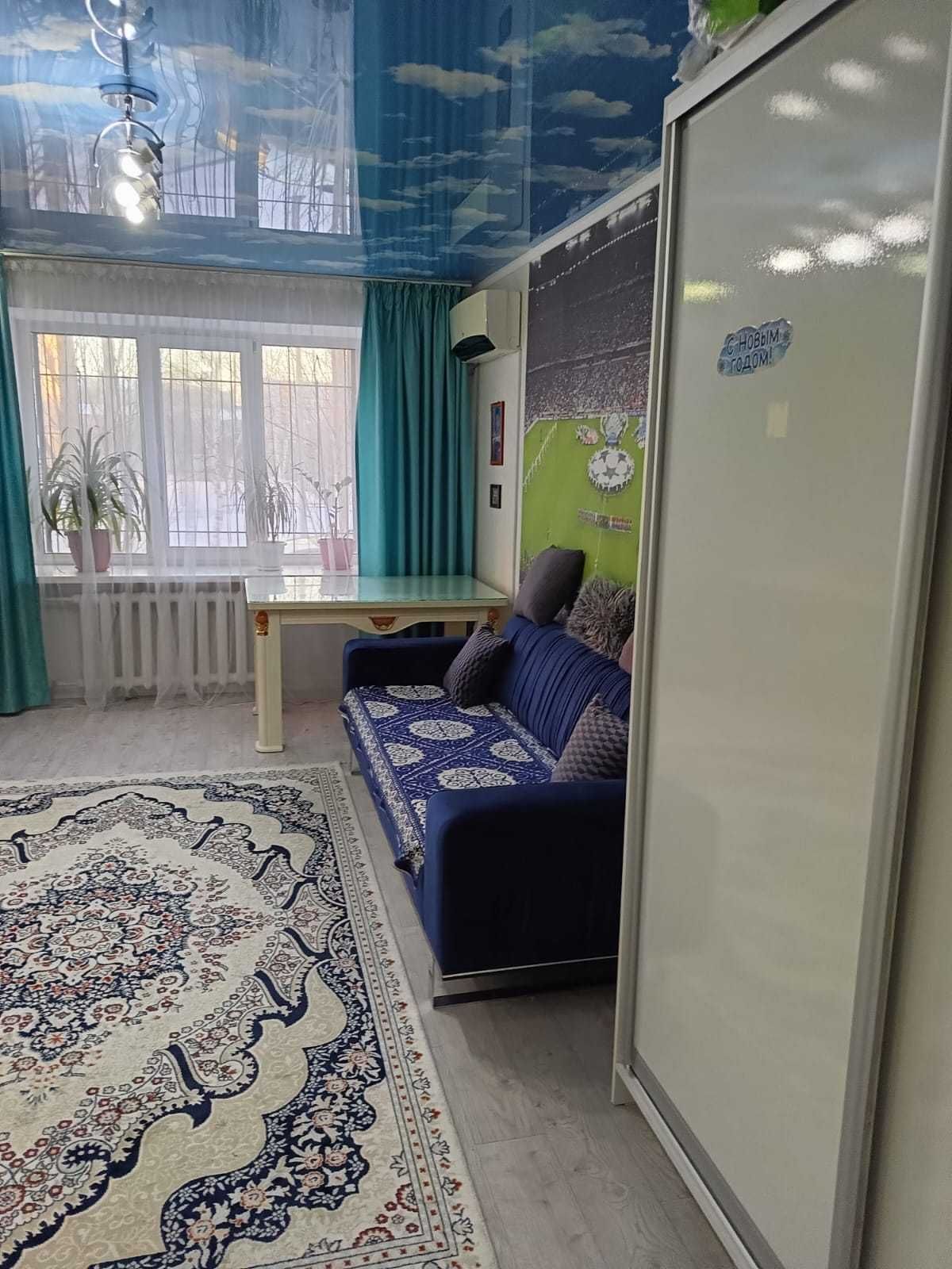 Продам 4х комнатную квартиру в 2х уровнях  в 5 мкр.