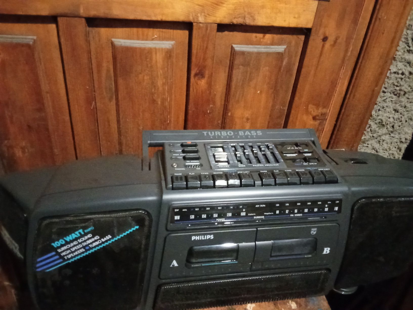 Магнитофон Philips