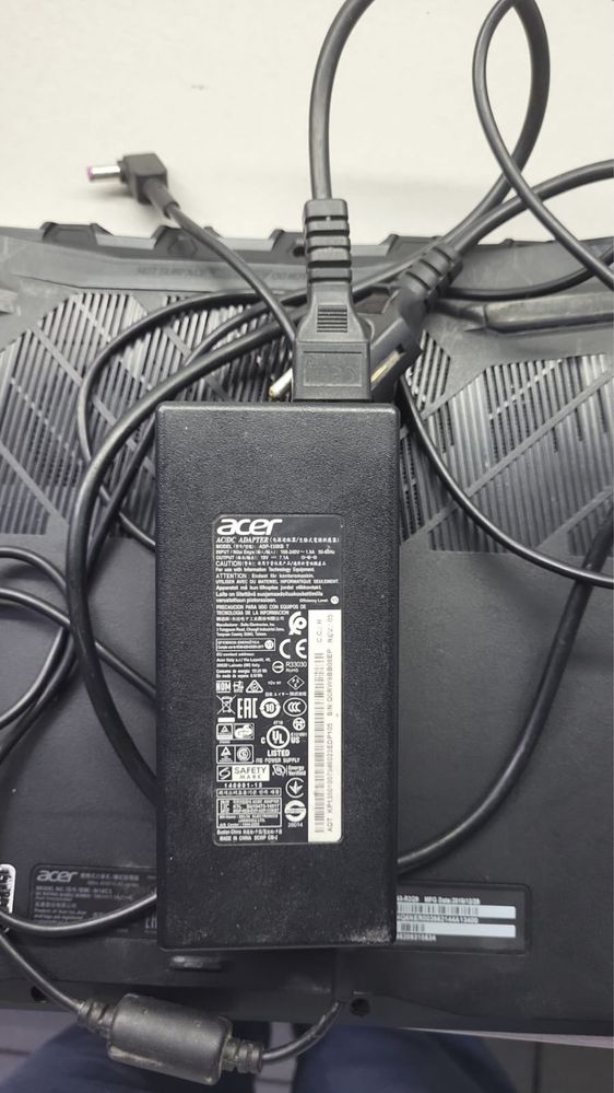 Продаю ноутбук Acer Nitro