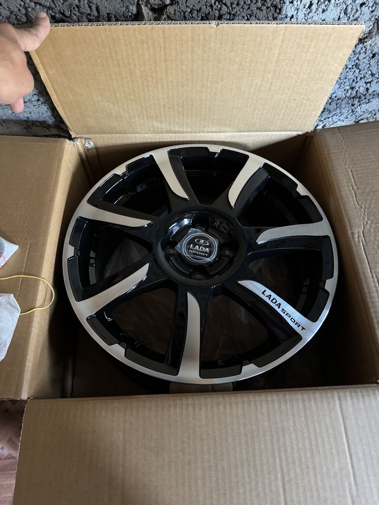 Диски Атика R16 4x98 новые