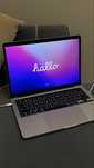 Продам MacBook Pro 13 на чипе М1