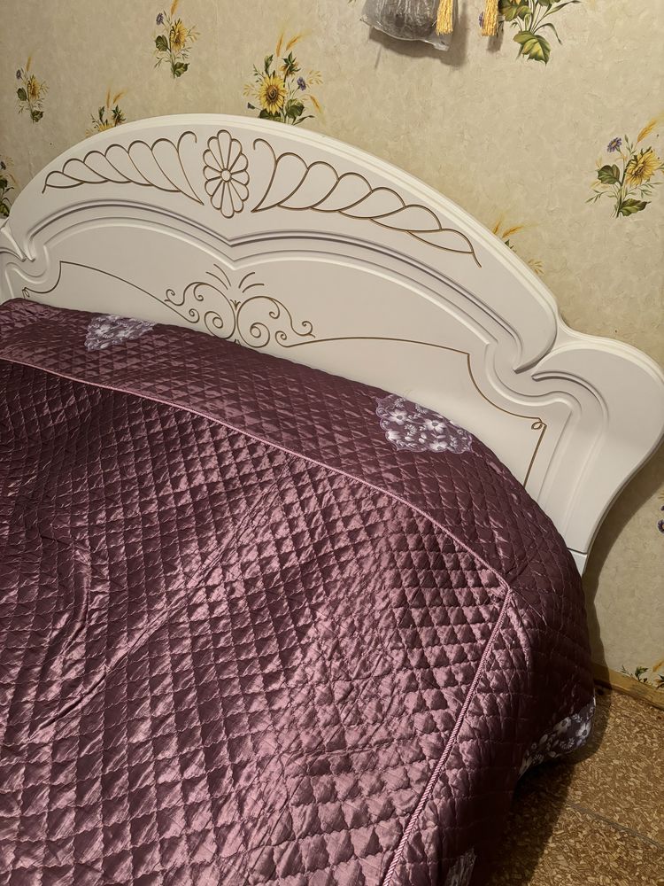Продам двухспальный кровать в отличном состоянии