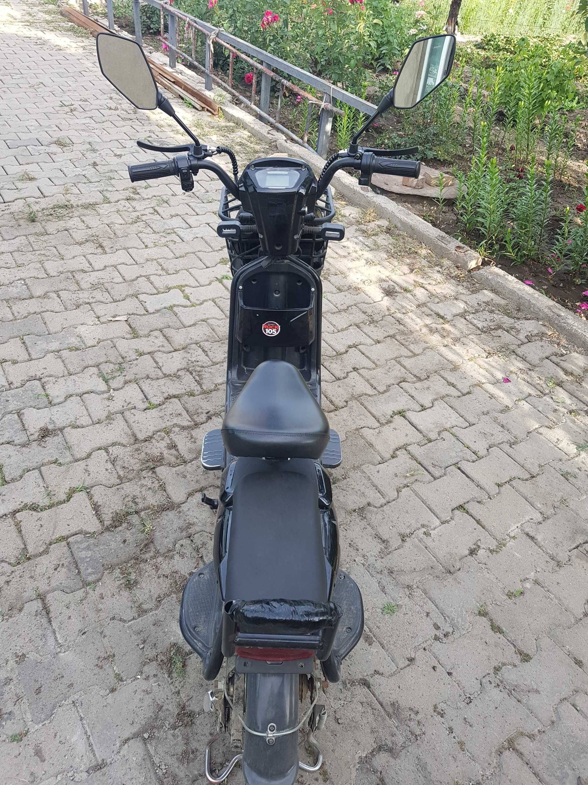 Электро скутер модель S-K8 Pro Max .Почти новый