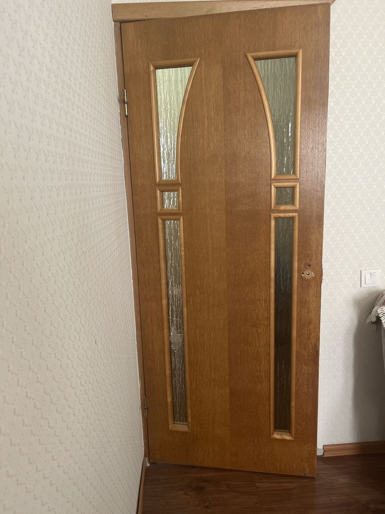 Двери деревянные