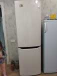 Продам холодильник LG