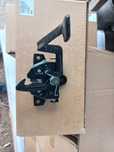JAC SUNRAY Замок капота 25000