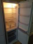 Холодильник Indesit . Гарантия 2 месяца .Доставка.