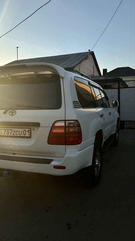 Land Cruiser 100