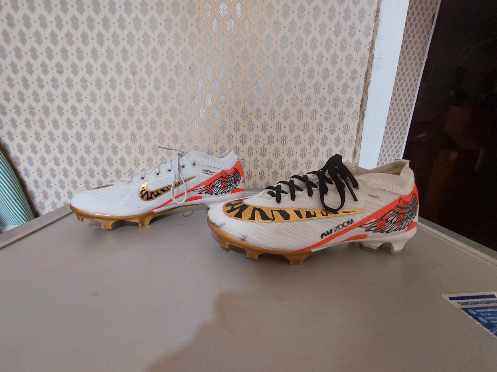 Продаю бутсы nike air zoom