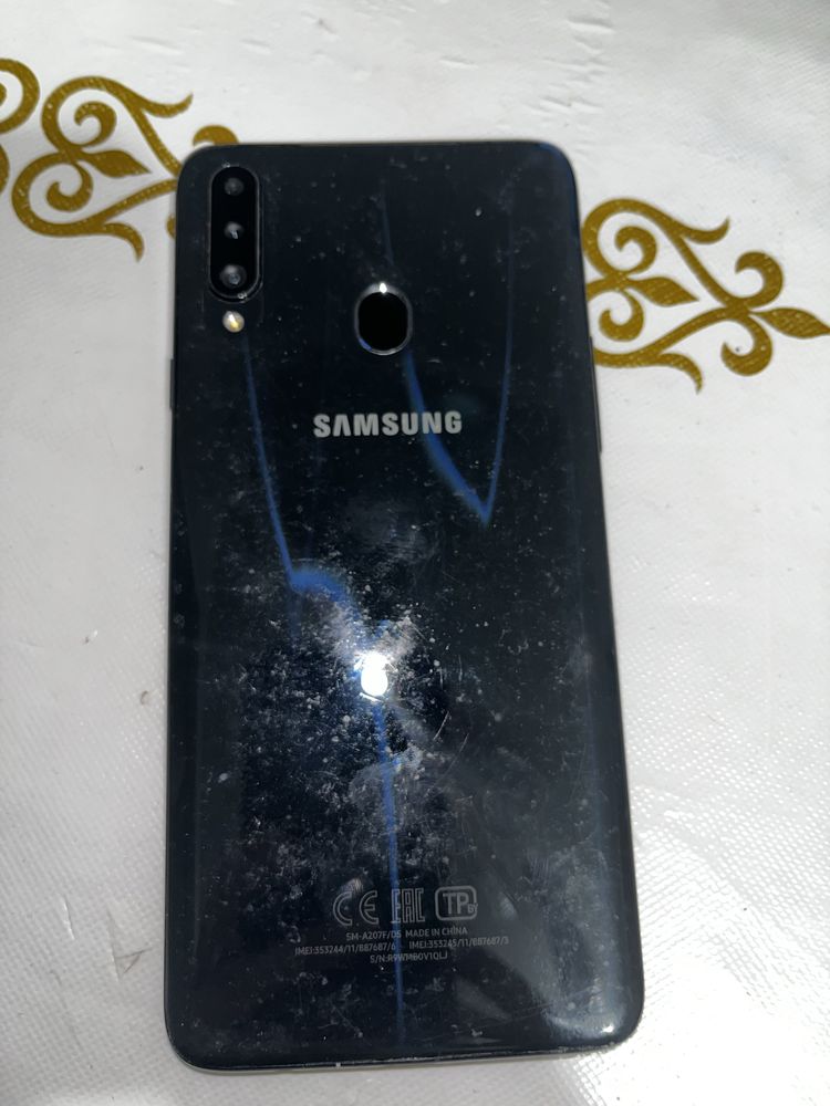 Продаю Samsung Galaxy A20S