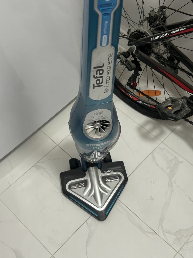 Вертикальный пылесос Tefal