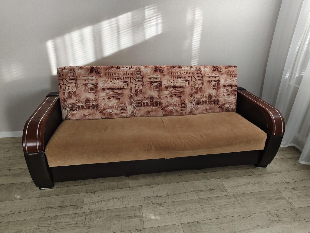 Продам диван б/у