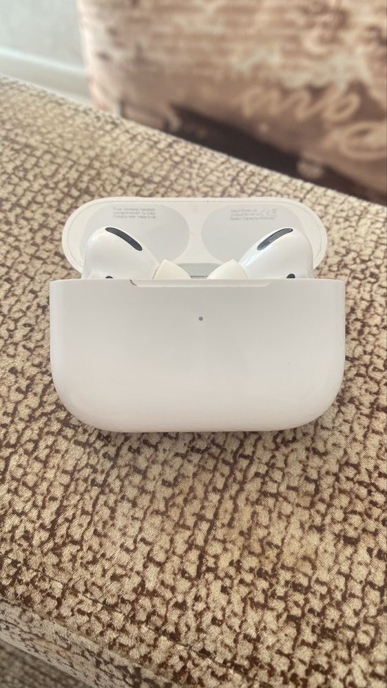 Наушники Apple Airpods PRO 1