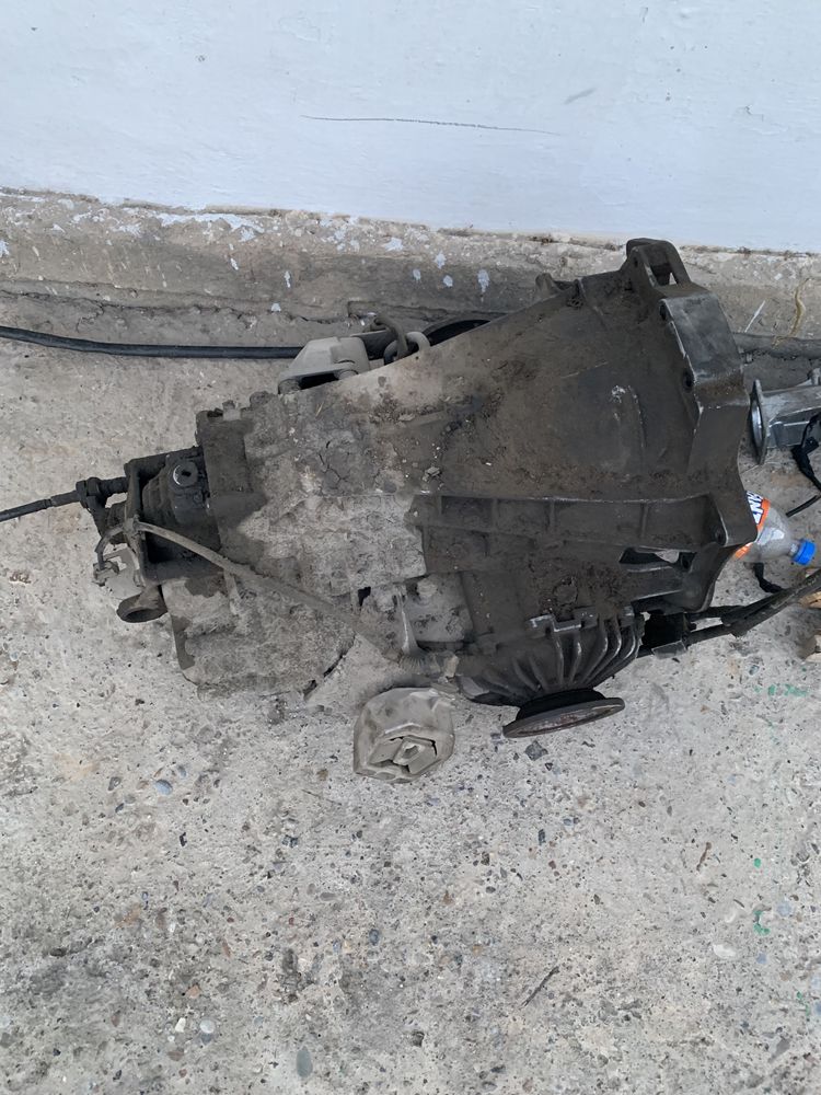 Ауди а6 с4 акпп Коробка автомат. 4 ступка. Рабочий. Селектор бәрі Бар.