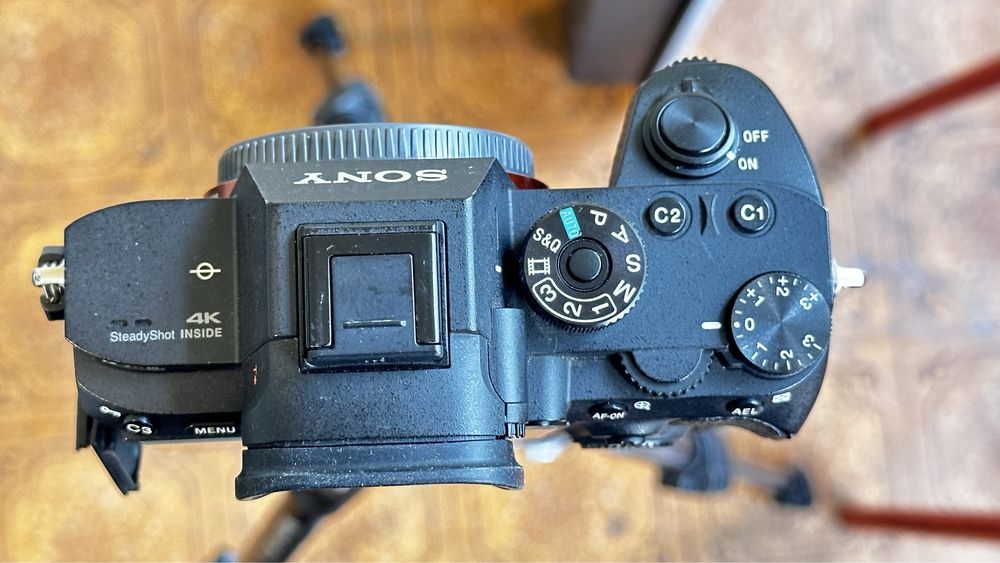 Продам фотоаппарат SONY a7r lll