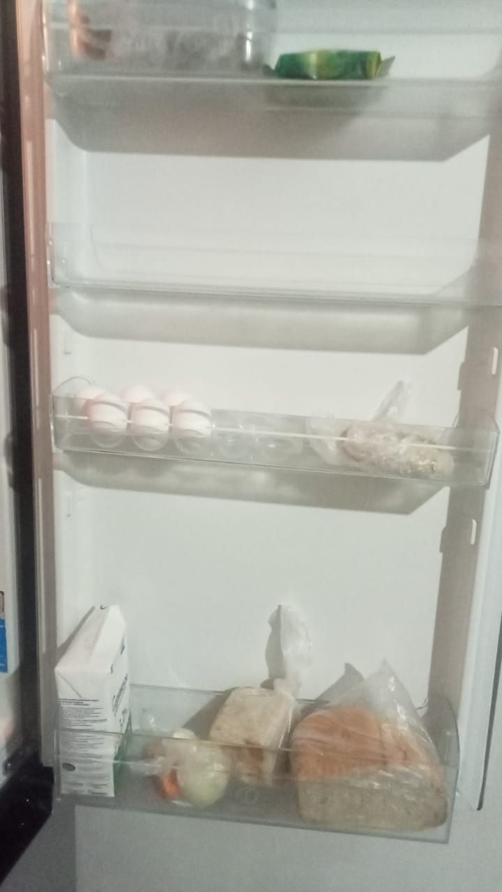Продам холодильник Индезит