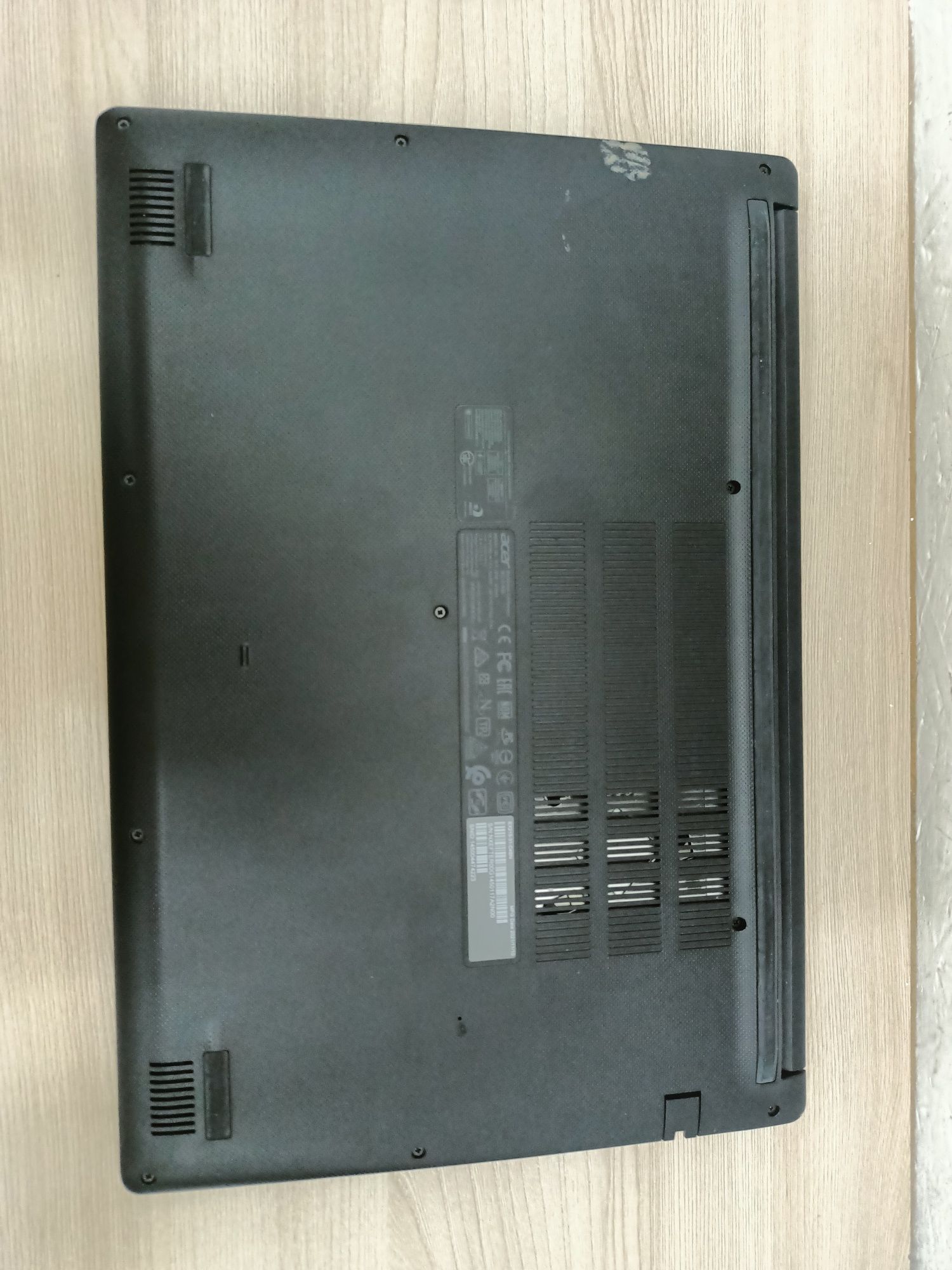 Ноутбук acer продам