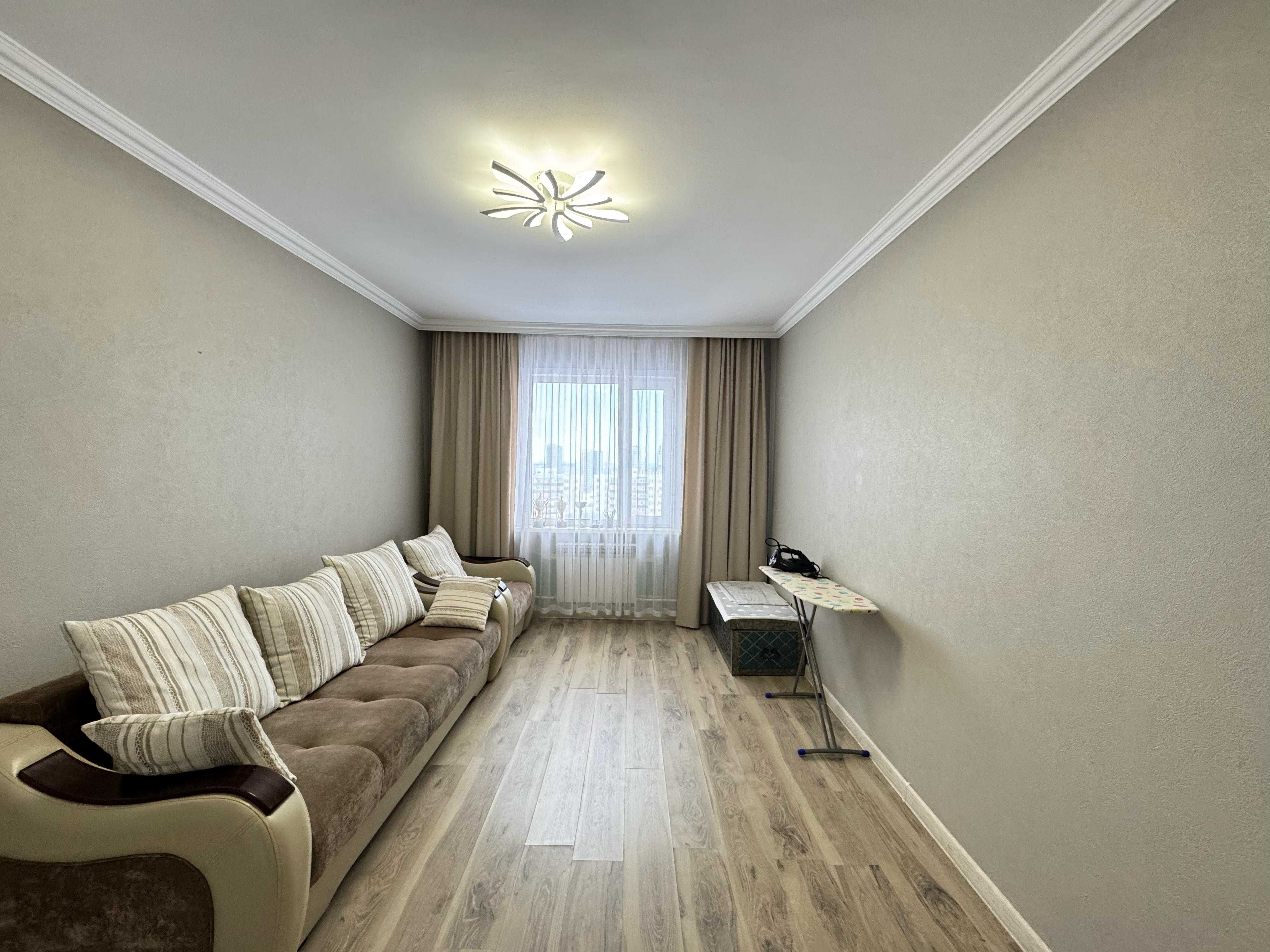Продаем 3 комн. кв .-  89 кв.м. в НОВОМ ДОМЕ - Шахтеров 52